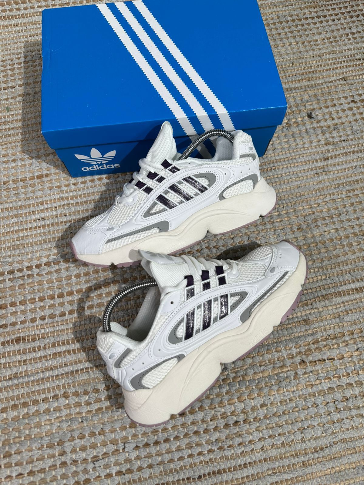 ADIDAS OZMILLEN BLANCAS